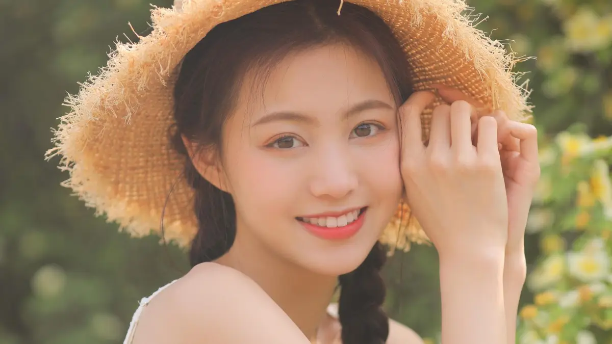 哈密南昌私人伴游戴佳妮