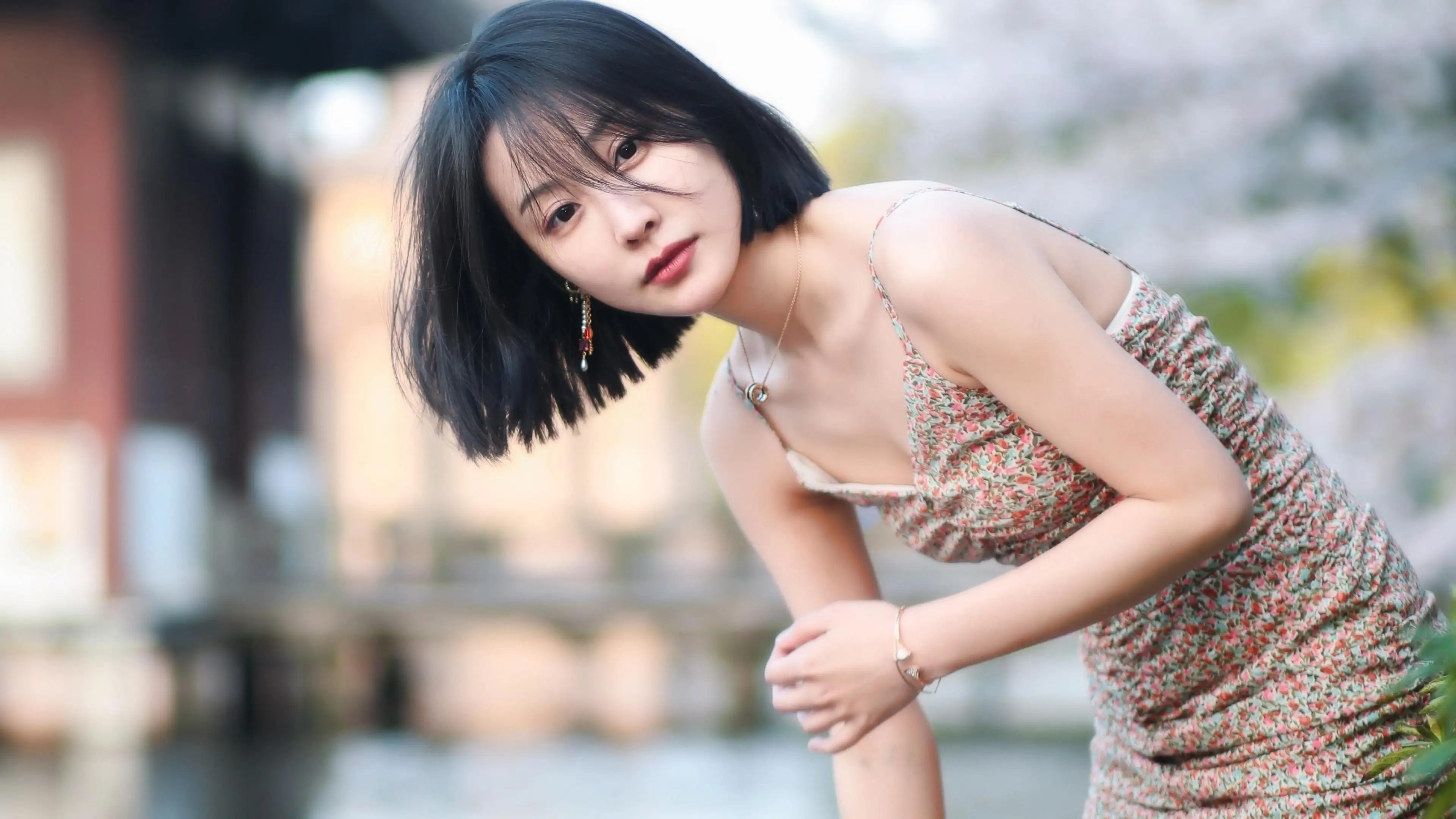 哈密成都伴游小姐姐雅美