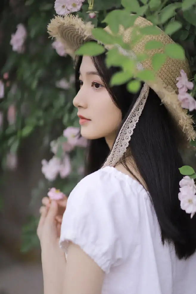哈密喀什私人伴游李菲儿
