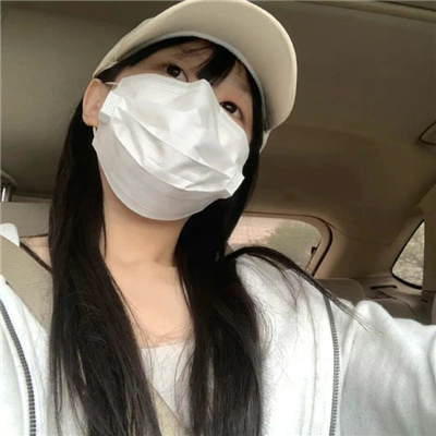 哈密伴游女生闫静槐的资料