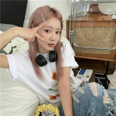哈密伴游女生左惜筠的资料