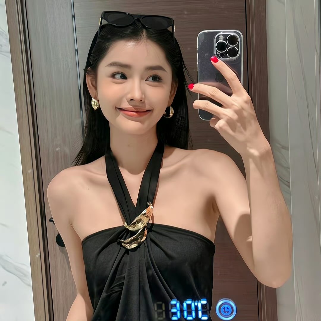 北京伴游女生白娜的资料