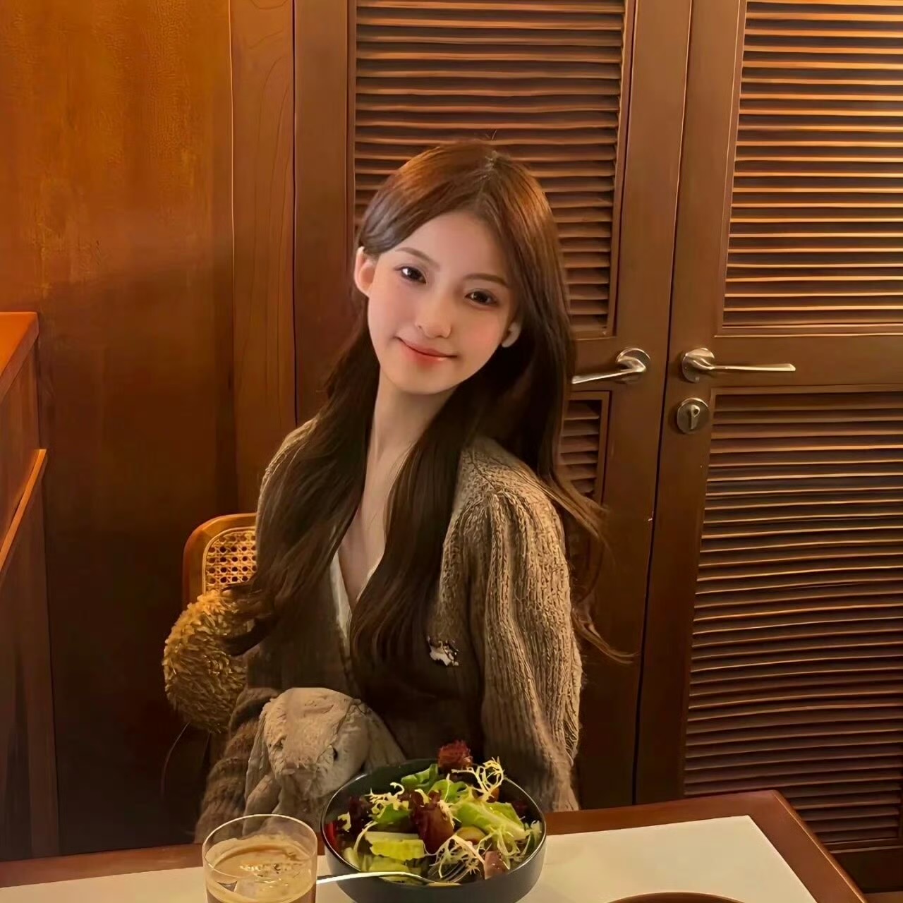 北京伴游女生陈婉宁的资料