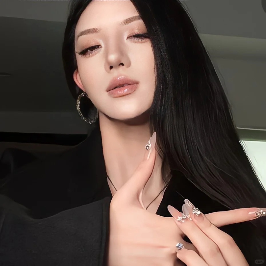 北京伴游女生陈艺的资料